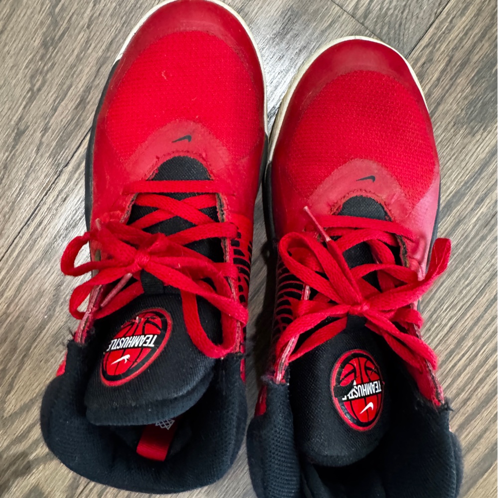 Nike Kids Red and Black Sneakers